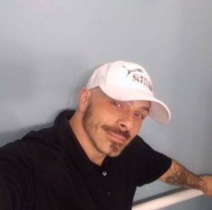 Meet your Posher, Travis